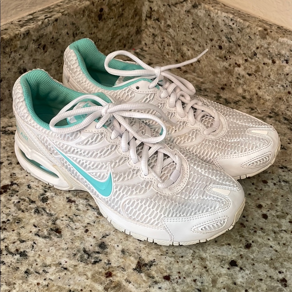 Nike White and Blue Athletic Shoes with Breathable Mesh